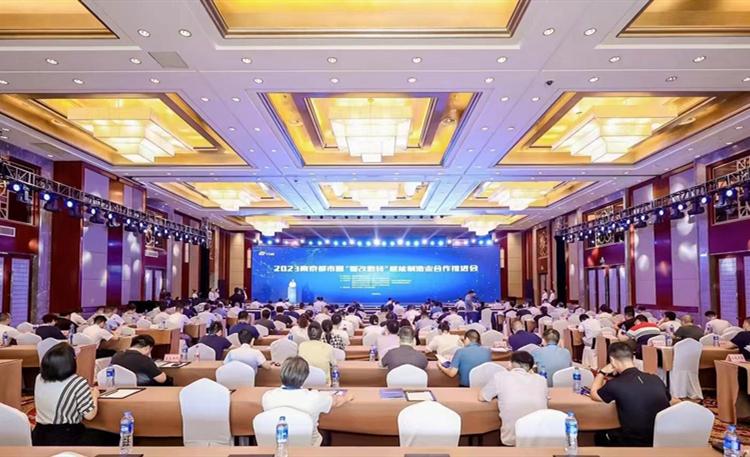 062901.jpg 062901.jpg